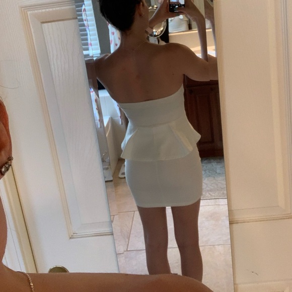 White Strapless Charlotte Russe Peplum Dress - Picture 4 of 5